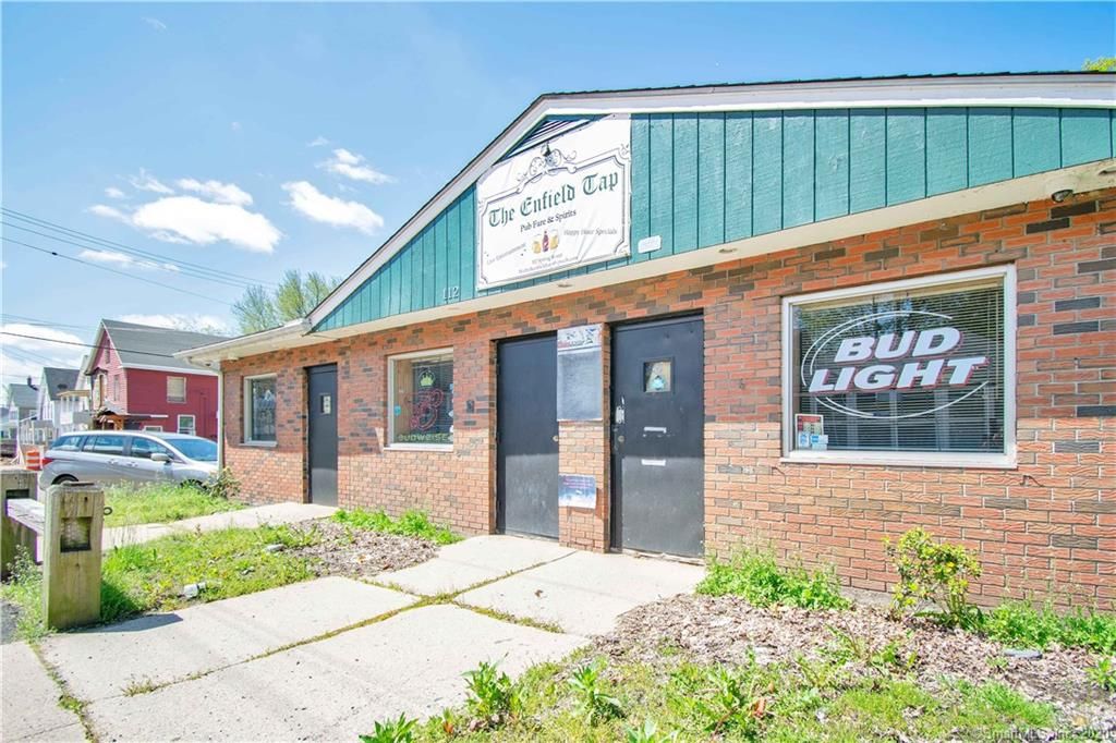 112 Spring St, Enfield, CT 06082